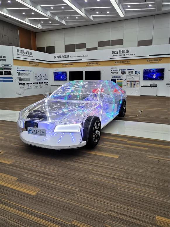 福安市透明车模型